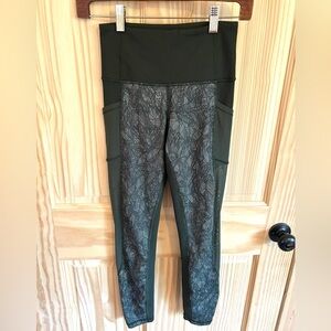 Lululemon Olive Green Leaf Print Leggings. Size 4.